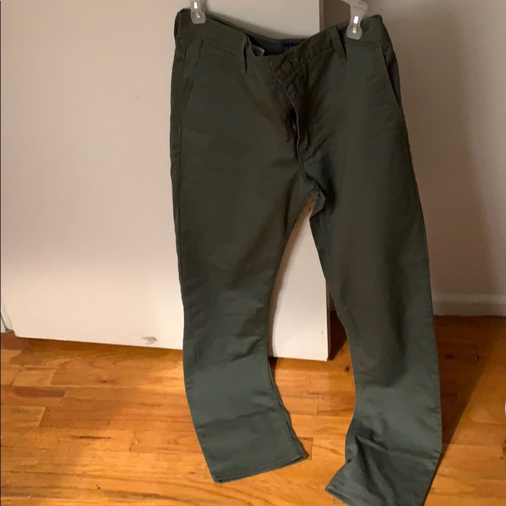 Men’s Levi Jeans in olive